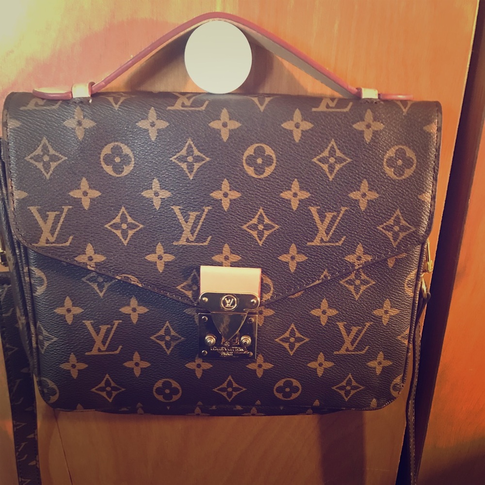 Louis Vuitton Handbag